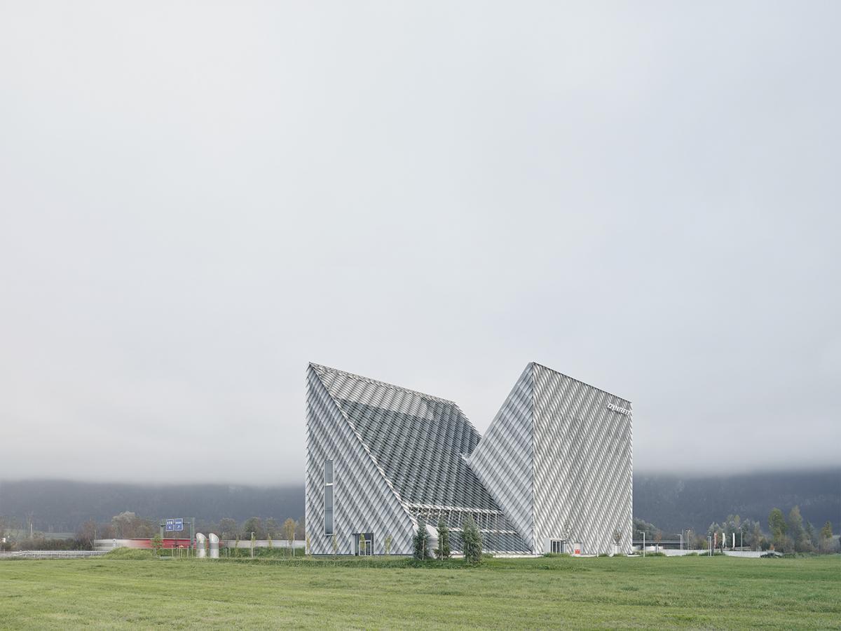 b3d5d8260c2c4ac9b8119b83237bdfb4.8945f03a